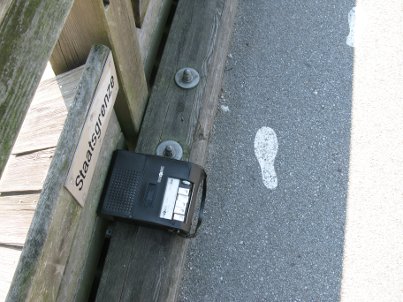 Silke Markefka und Nikolai Vogel: Nach der Grenze / Donnerstag, 31. Juli 2008, Grenzübergang zwischen Burghausen und Ach, Grenze Deutschland/Österreich