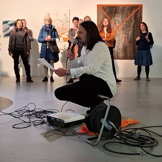 Nikolai Vogel: Performance mehr oder weniger